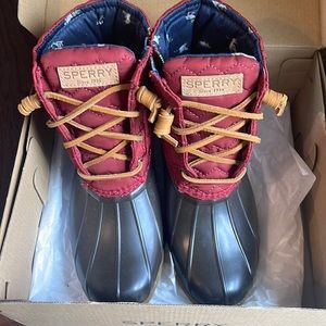 Sperry Saltwater Quilt Boots 6.5